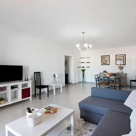 Summer Place アパート *