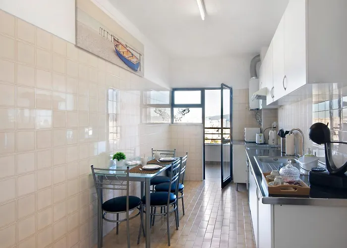 Summer Place Apartment